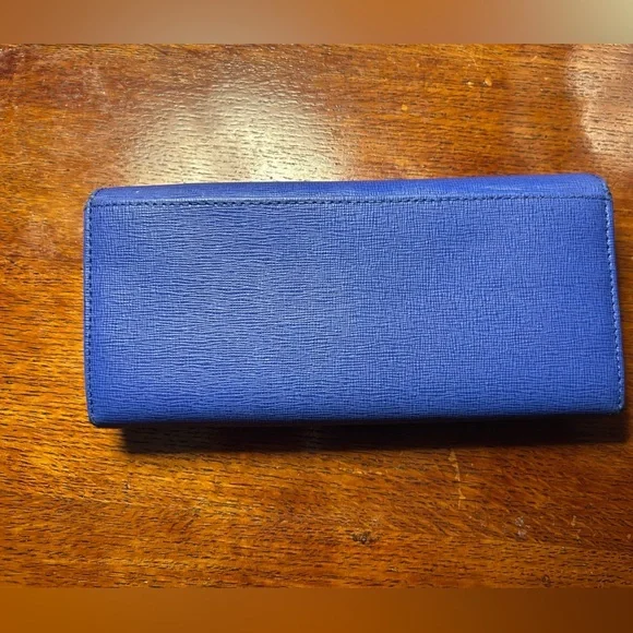 Furla Royal Blue Saffiano Leather Wallet – Timeless Italian Luxury gift - Picture 5 of 9